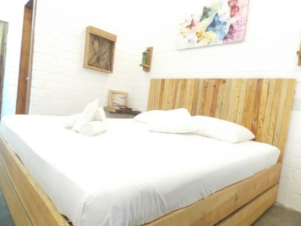 Serviced Apartments By Eco Hotel Bohol Панглао Экстерьер фото